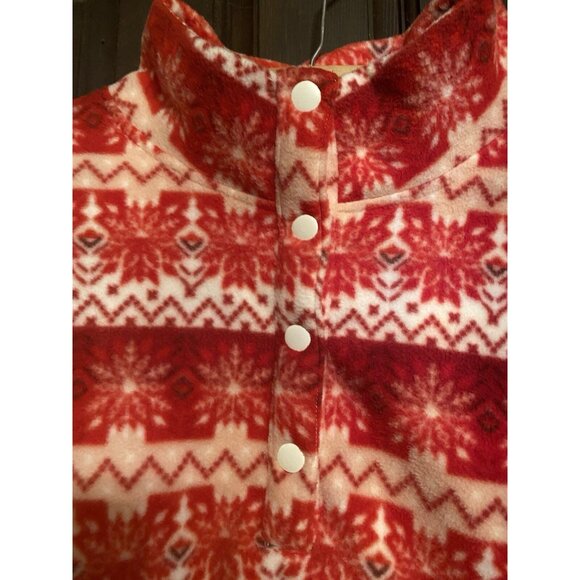 Croft & Barrow Christmas Women’s X1 Red/White Snowflake Top ~New Soft - Picture 4 of 6